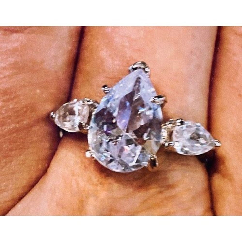 Beautiful Pear Stone Ring